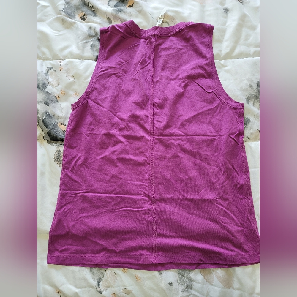 Lululemon all yours tank size 8 vivid plum